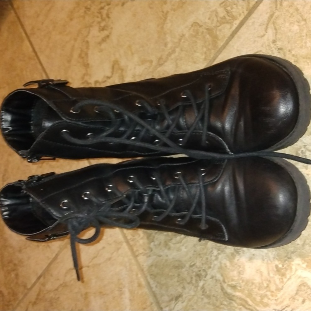 Place black boots